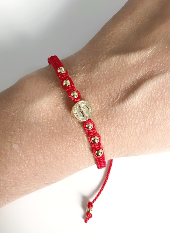 Medalla de San Benito Pulsera Roja Contra Mal de Ojo - Etsy España