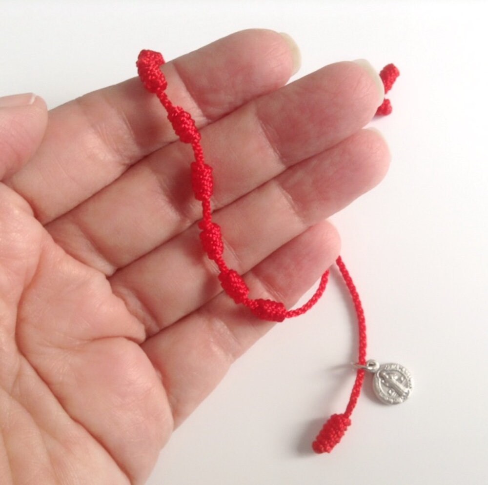 Saint Benedict Christian Catholic Blessing String Bracelet Prayer Rosary  Red Protection Medals Jewlery for Men and Women / Pulsera Rosario Roja