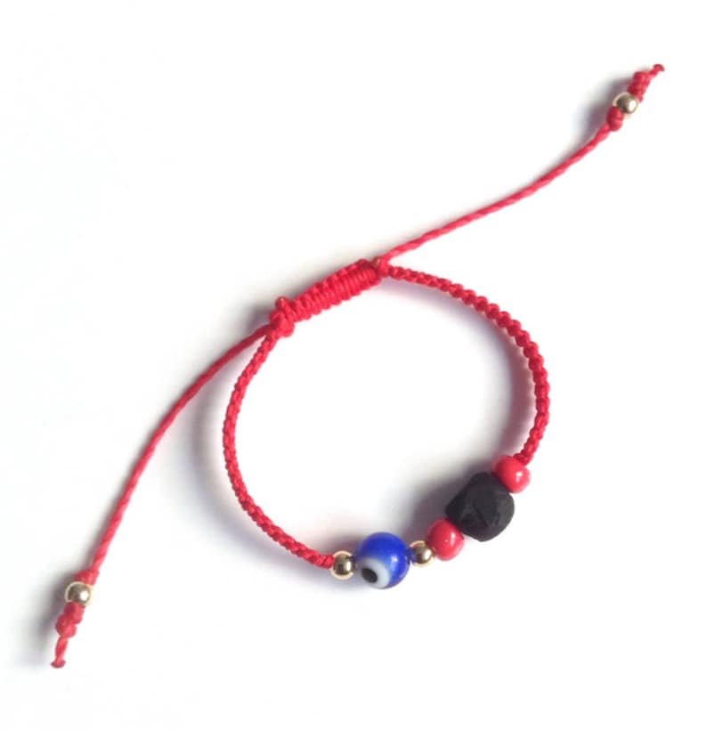 Traditional Azabache and Red String Bracelet for Infants