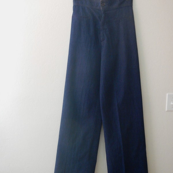 Vintage 1970's Ladies Levi's Super High Rise Wide Leg Jeans