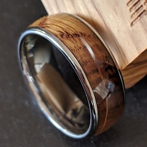 Whiskey Barrel Ring Mens Wedding Band Wood Inlay Ring - Tungsten Wedding Band Mens Ring Bourbon Barrel Ring 8/6mm Couples Ring Set Wood Ring