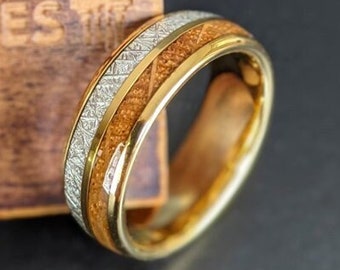 Whiskey Barrel Ring Mens Wedding Band Tungsten Ring, 14K Gold Ring Meteorite Wedding Band Wood Mens Ring Gold Wedding Band Meteorite Ring