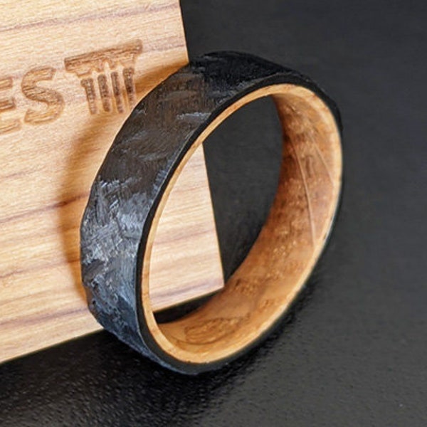 Thin Whiskey Barrel Ring Wood Wedding Band Mens Ring, 6mm Black Titanium Ring Mens Wedding Band Hammered Ring Bourbon Whiskey Ring Wood Ring