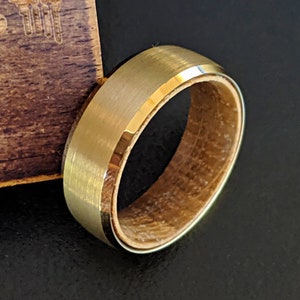 14Kゴールド メンズ 結婚指輪 ウイスキー樽リング - ゴールド 結婚指輪 メンズリング ウイスキーウッドインレイリング、バーボン樽ウッドリング タングステンリング