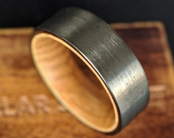 Pipe Cut Gunmetal Whiskey Barrel Ring Mens Wedding Band Wooden Ring, Tungsten Ring Wood Wedding Band Mens Ring, Whiskey Ring Wood Ring Men