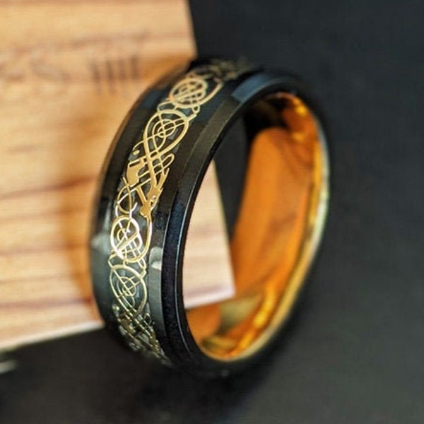 14K gouden heren trouwring Viking ring - gouden ring heren trouwring Keltische ring - Viking trouwring zwarte wolfraam trouwring herenring