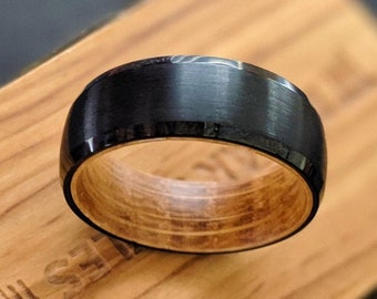 Black Whiskey Barrel Ring Mens Wedding Band Wood Inlay Ring - Tungsten Ring Wood Wedding Band Mens Ring - Unique Whiskey Ring Wood Ring Men