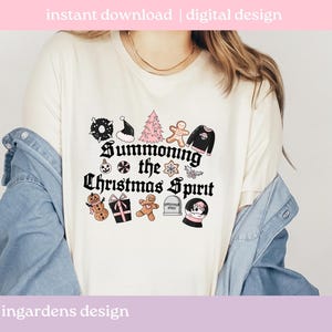 Summoning The Christmas Spirit PNG, Creepy Christmas Design png, digitale download voor T-shirt, mok, stickers en meer afbeelding 3
