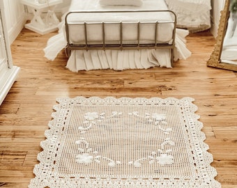 Dollhouse Plastic Lace Rug Piece 1:12 Scale Miniatures