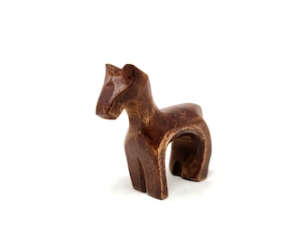 Blade Runner 2049 Wooden Horse/Unicorn Carving Prop Replica - Carved from Real Wood