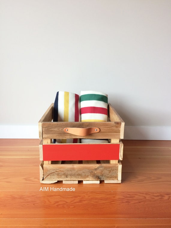 blanket crate
