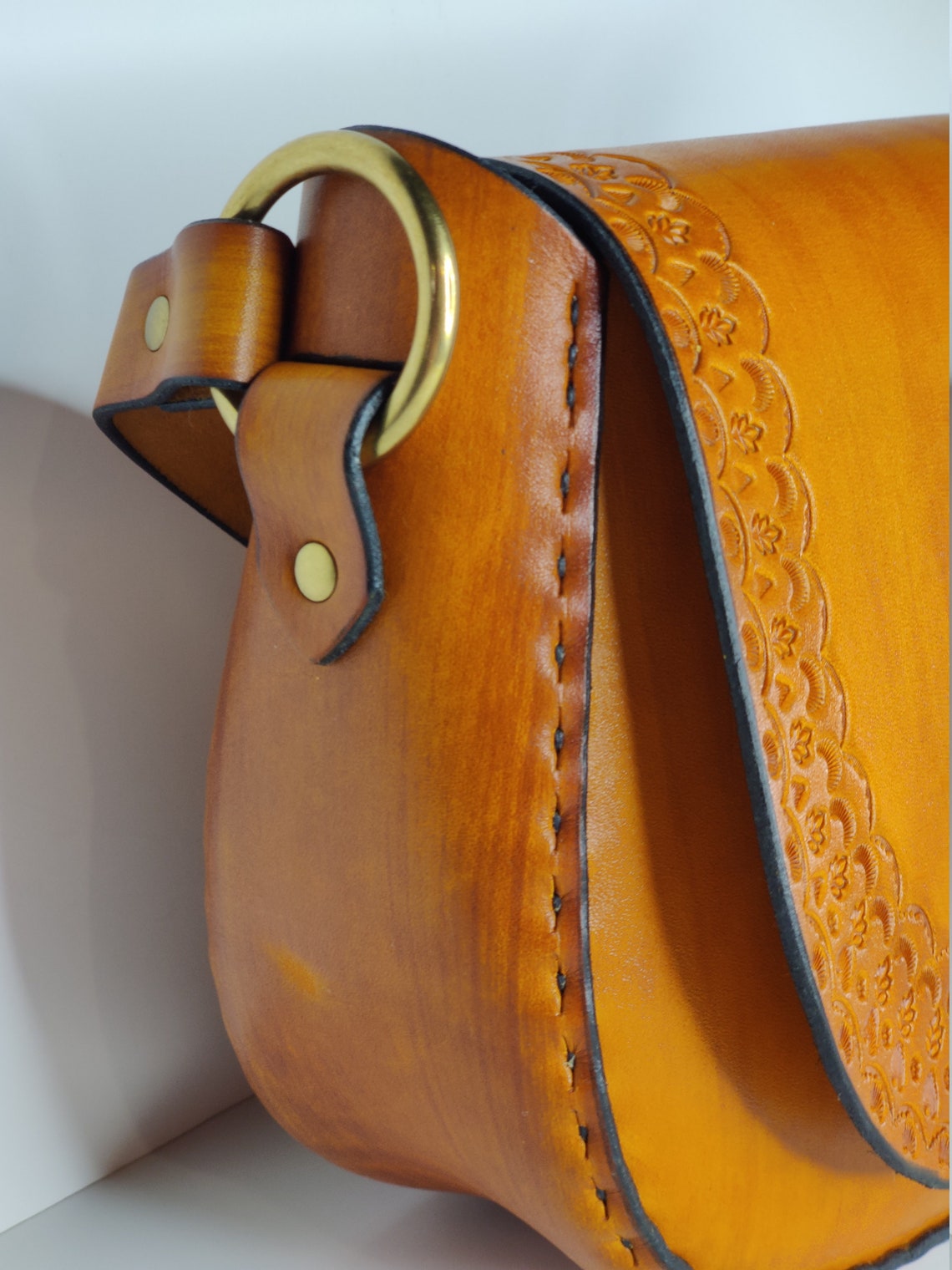 Retro Design Latigo Leather Shoulder Bag Hand Tooled Etsy