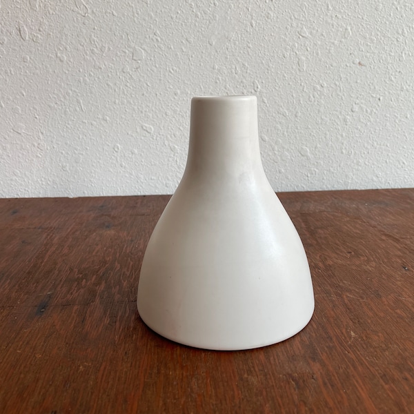 IKEA White Ceramic Modernist Bud Vase Vintage 1990s Florist Supplies Home Decor