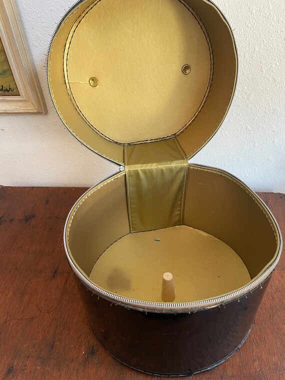 Large Black Patent Leather Round Hat Box with Handle … Gem