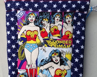 Wonder Women Bag, Wonder Women Pouch, Women Accessories, Make-up Bag, Coin Purse, Cosmetic Bag, Superheroes Bag, Shower Gift, Gifts for her