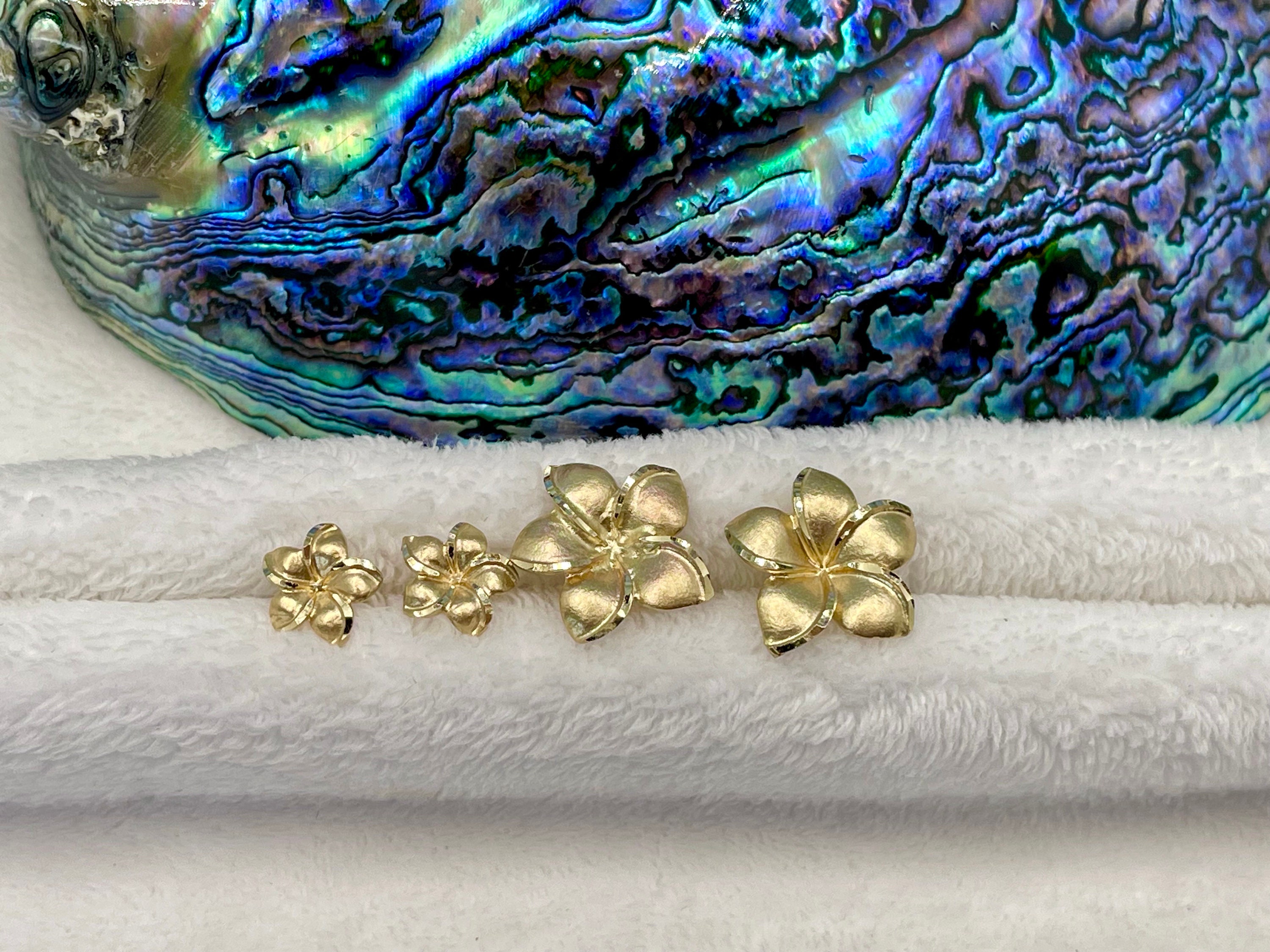 14k Solid Gold Hawaiian Flower Stud Earrings