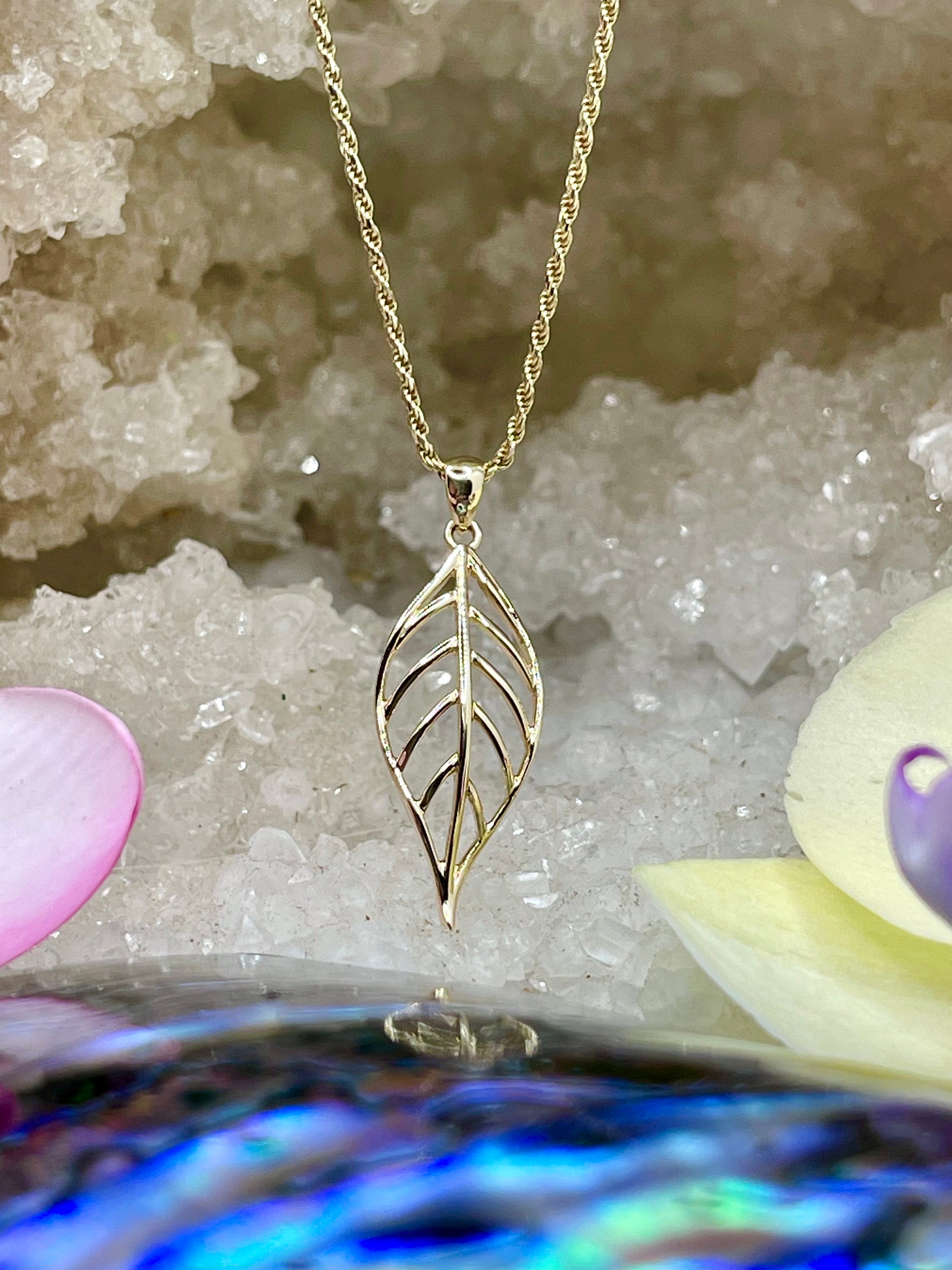 14k Gold Hawaiian Maile Leaf Pendant Necklace - Etsy