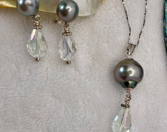 Natural Tahitian Pearl Swarovski Crystal Necklace and earring Set