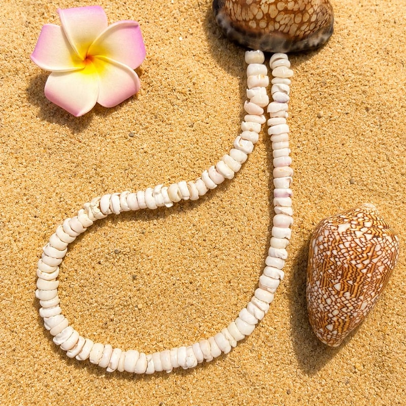 Hawaiian Puka Shell Necklace - Etsy