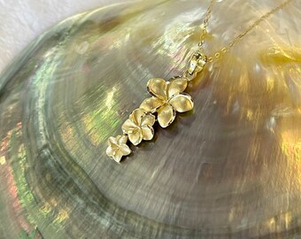 14K Solid Gold 3 Flower pendant necklace