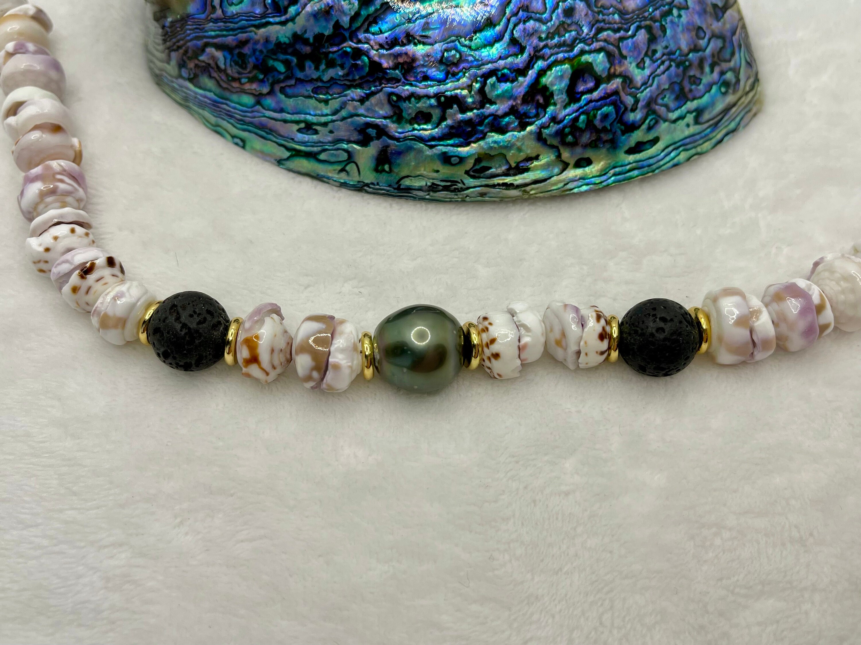 Large Puka Shell Authentic Hawaiian Style With Genuine Tahitian Black ...