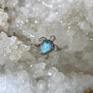 Larimar Turtle ring in Sterling Silver