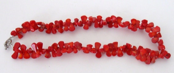 Vintage 1950's Genuine Red Coral Beaded Chunky 20… - image 2