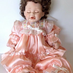 24&quot; 1995 MARIE OSMOND Morena Cabello Durmiendo Muñeca de Porcelana 37/5000
