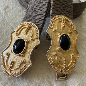 Vintage Black Suede Leather Belt Gold Filigree Ornate Cabochon Buckle RN 13711 L Antique Gold Filigree Belt Buckle: Hand Painted Black Enamel  main image 4
