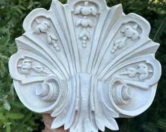 Vintage Shell Wall Plaque resin ornate off white decor 9x9”  coastal antique still architectural