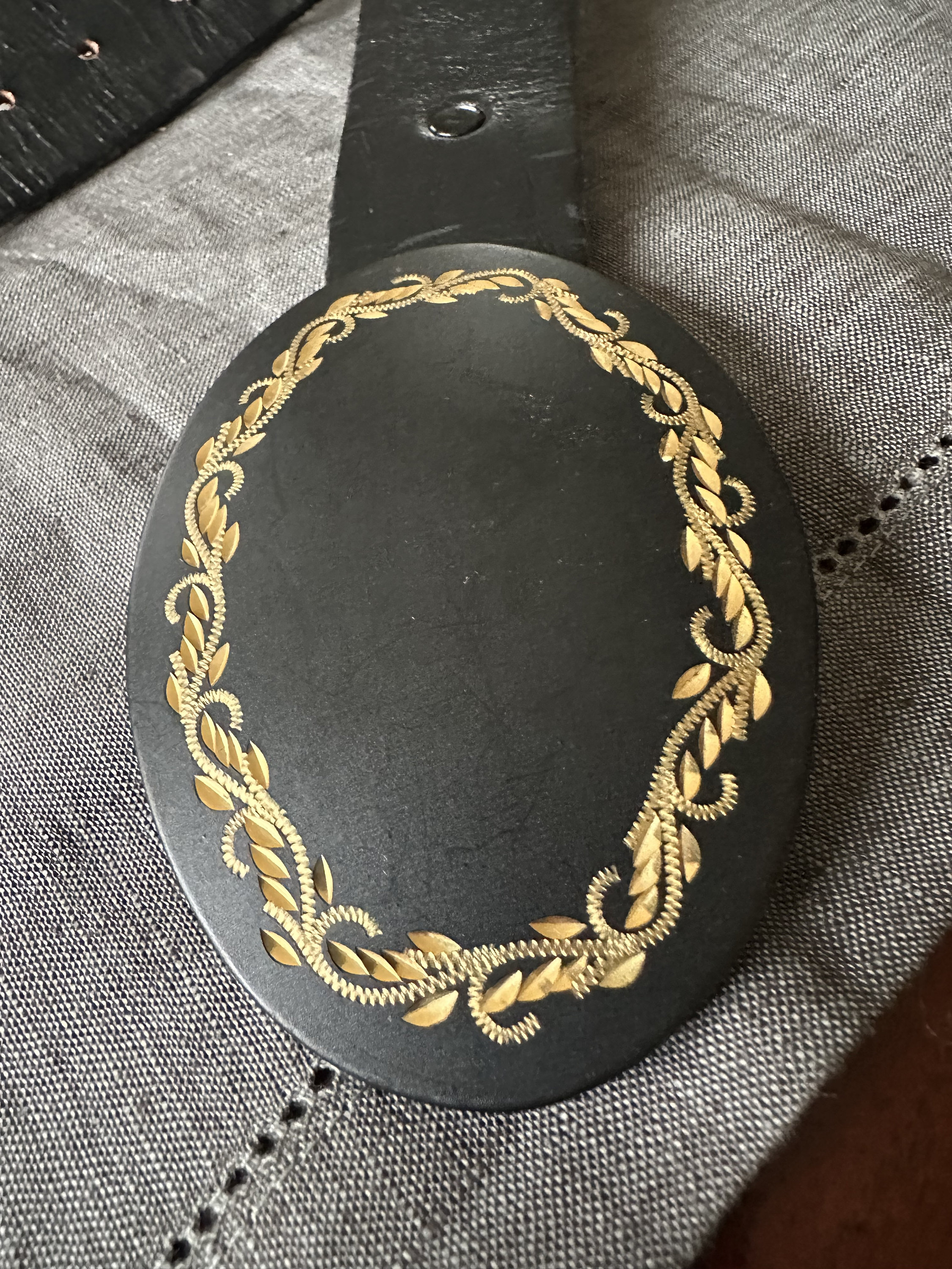 Vintage Women Leather Belt Black Oval Large Gold Etched 