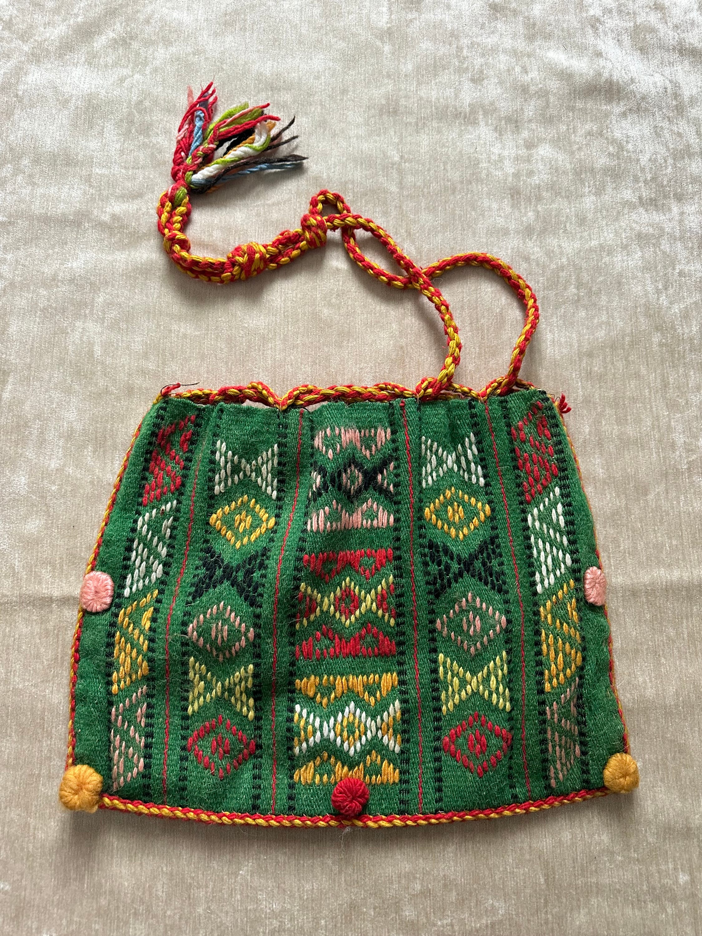 Vintage Wool Backpack Woven BOHO Ethnic Hippie Shoulder Tote  display picture 1