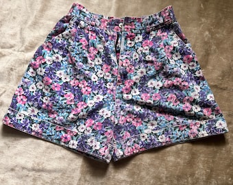Z Cavaricci vintage denim shorts floral sz xs high waist pink floral flowers retro unique denim rare pocketed fun pattern print flowers