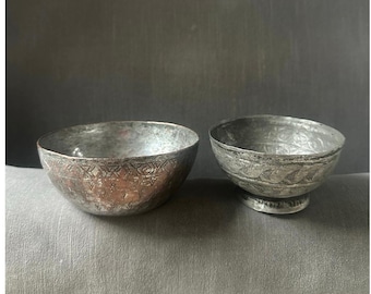Vintage Hammered Bowls Copper Metal  Handmade Tinned antique? Pair set