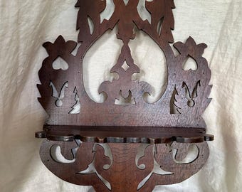 Vintage Wood Wall shelf Victorian Fretwork Gothic Antique style  Ornate Scrollwork 18” dark wooden