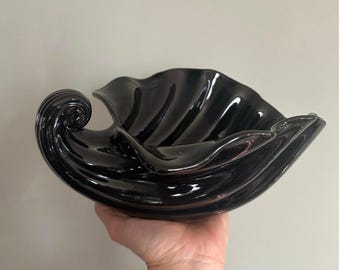 Vintage Black shell Shaped Centerpiece Bowl ceramic sea shell japan mid century 9” catch all trinket bathroom decor