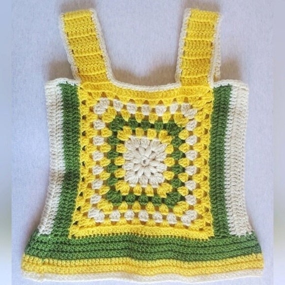 Vintage 70s crochet tank top knit yellow white VT… - image 1