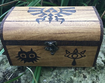 Legend of Zelda inspired wooden chest, zelda chest, treasure chest, keepsake, unique gift, gift idea for zelda fan, gamer, memory box
