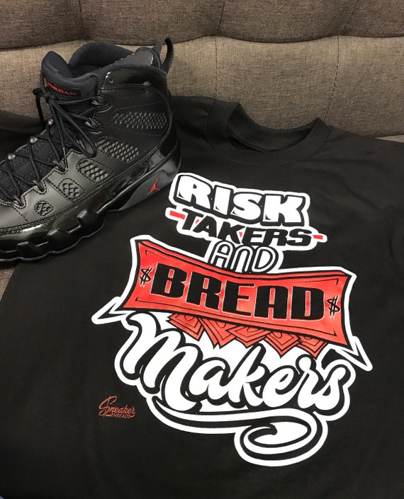 sneaker tee