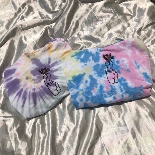 X large - blooming tie dye crop hoodie