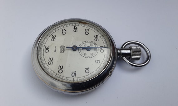 Original DDR Ruhla UMF Stopwatch - image 2