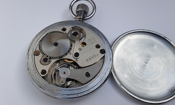 Original DDR Ruhla UMF Stopwatch - image 7