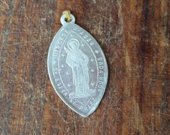 Pingente de Oração SAINT ETIENNE / STEPHEN da década de 1950 da França. Medalha de Santo rezem por nós vintage.