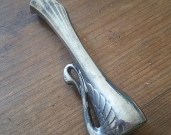 VASO SWAN BUD vintage da França, banhado a prata, elegante estilo art nouveau. Pequeno porta-flores singular para penteadeira, bandeja de café da manhã ou escrivaninha