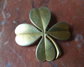 Art Nouveau FRENCH SHAMROCK BROOCH in Gold. Give the gift of luck with this antique four leaf clover.