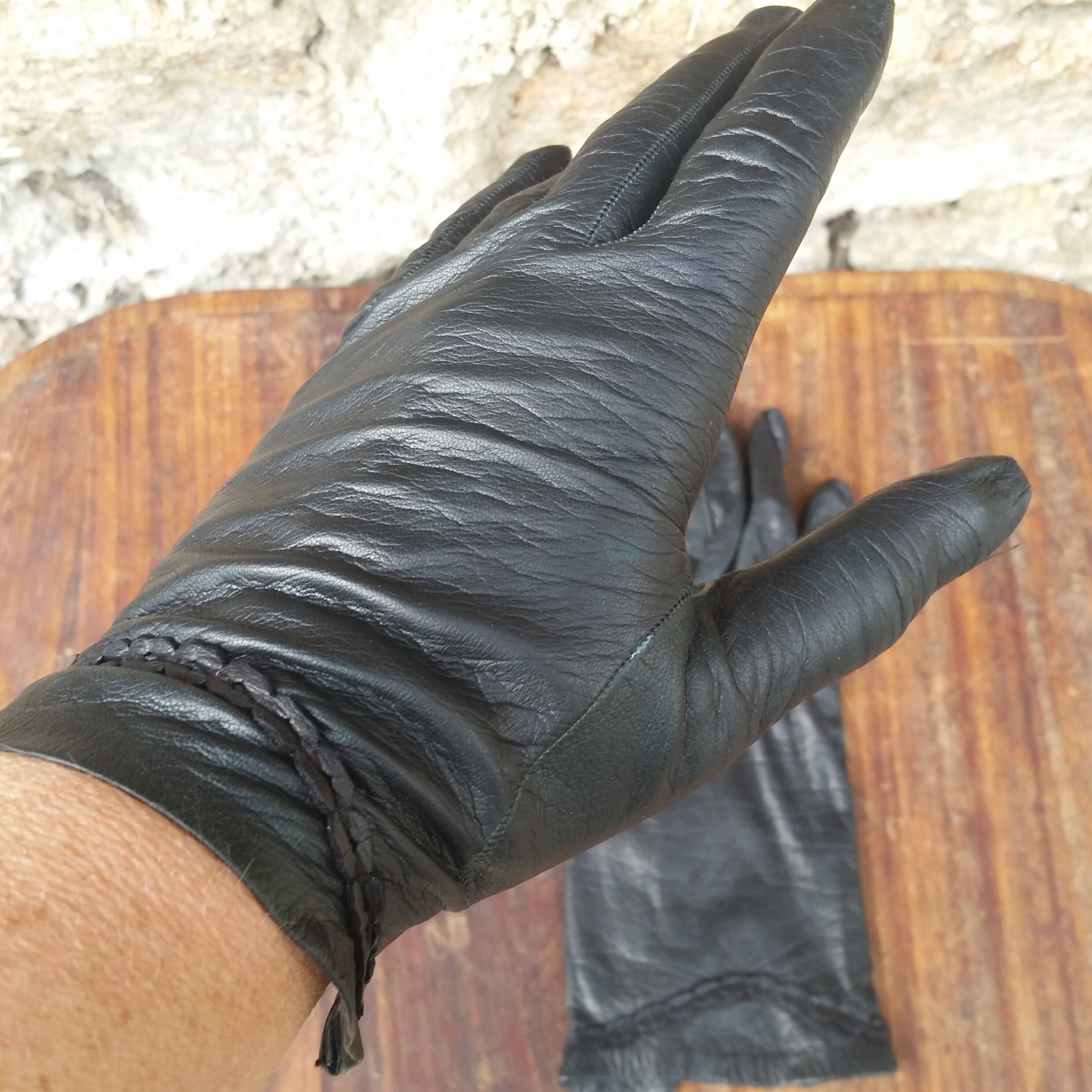 Ladies Womens Super Soft Genuine Leather Suede Gloves Wrist Popper Red Black 