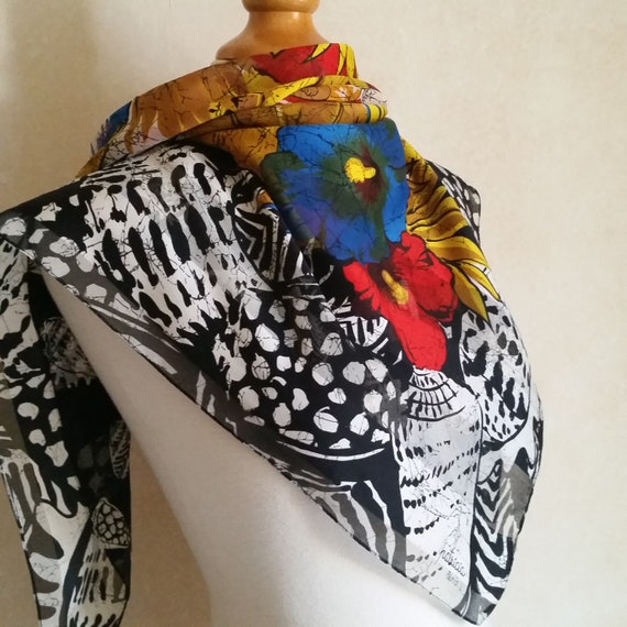 Vintage EXOTIC TOURIST SCARF of seashells and bri… - image 8