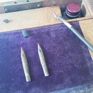 Blanzy Poure Pen Nibs for dipping ink pen. French antique quality steel writing tips, set of 2, for decoration or crafting.