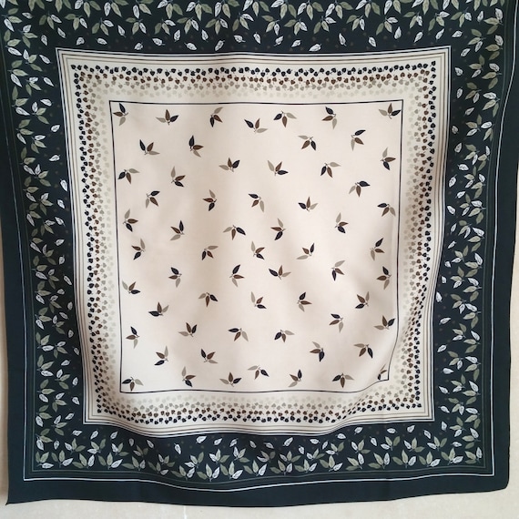 Vintage LEAFY FRENCH SCARF of leaves in earth tone co… Gem