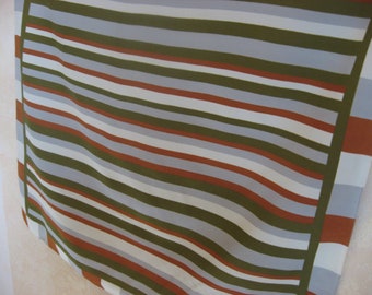 1970s EARTH TONES SCARF in varying stripes. French vintage boho fashion in natural colors of olive, russet and grey.